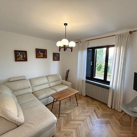 克尔克Apartman Mariolina公寓 外观 照片