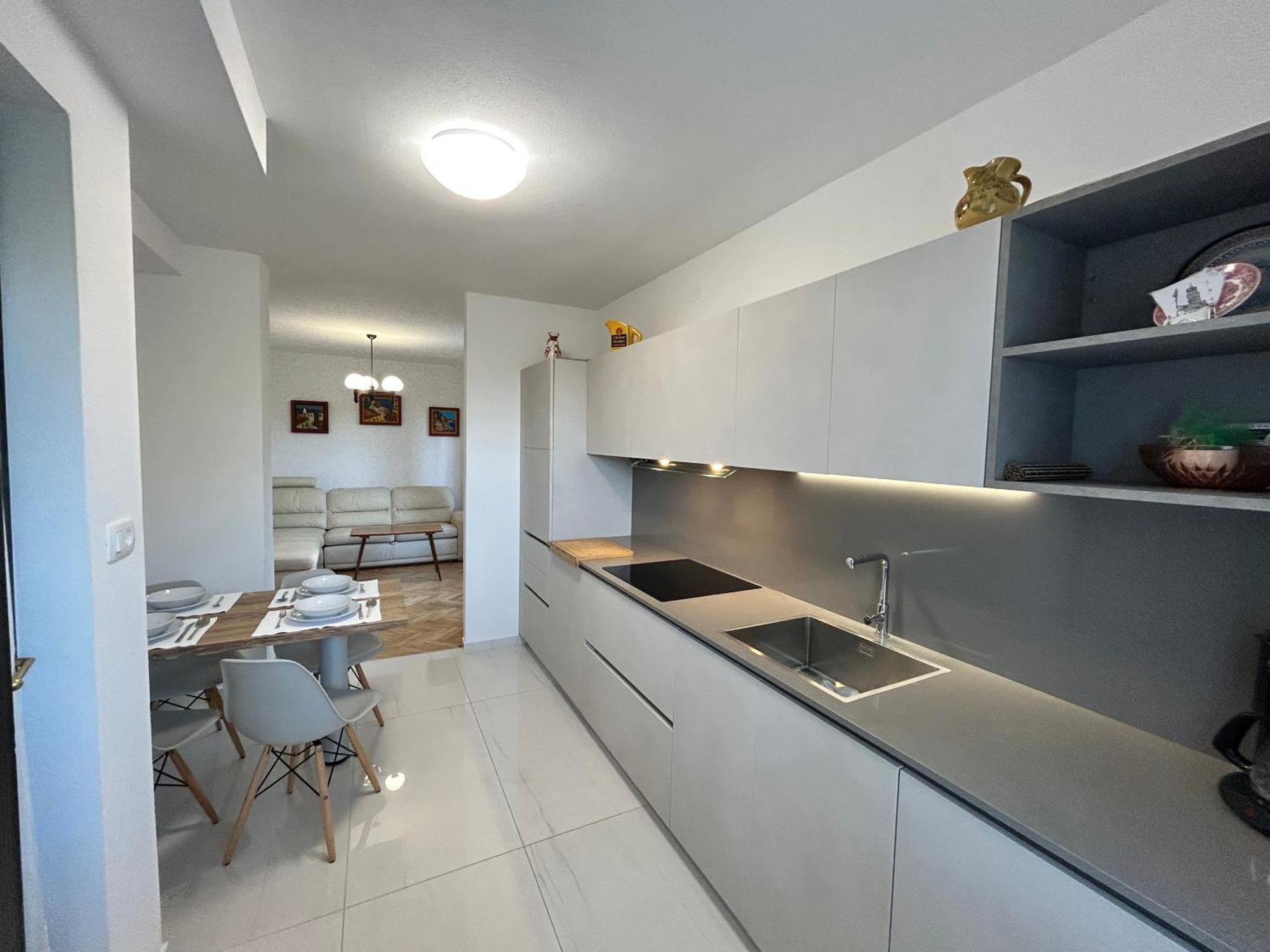克尔克Apartman Mariolina公寓 外观 照片